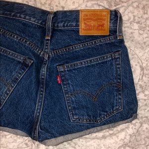 Levi shorts